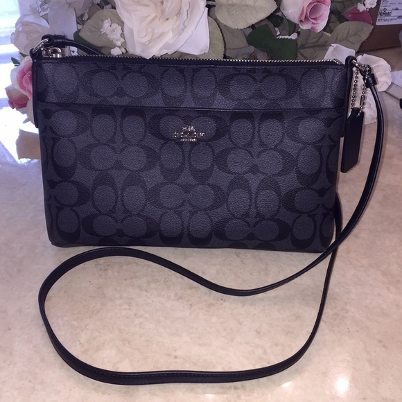 Coach Handbags - COACH CROSSBODY BAG